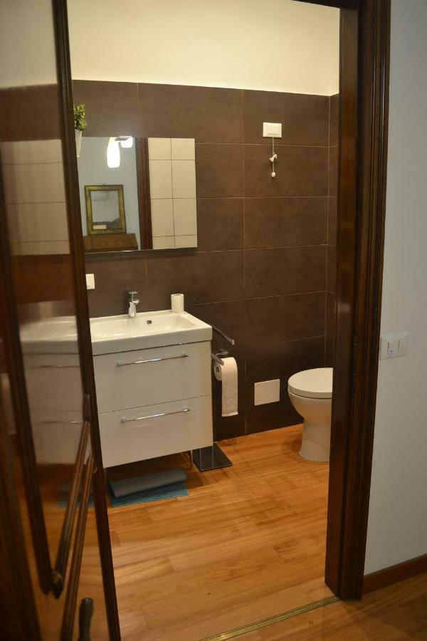 Castello 5888 B, Santa Marina, Calle Marcello, Canale * Venedig