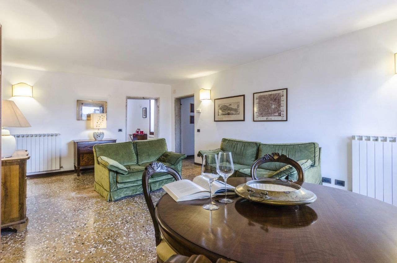Maurizio House - Near The Train Station *