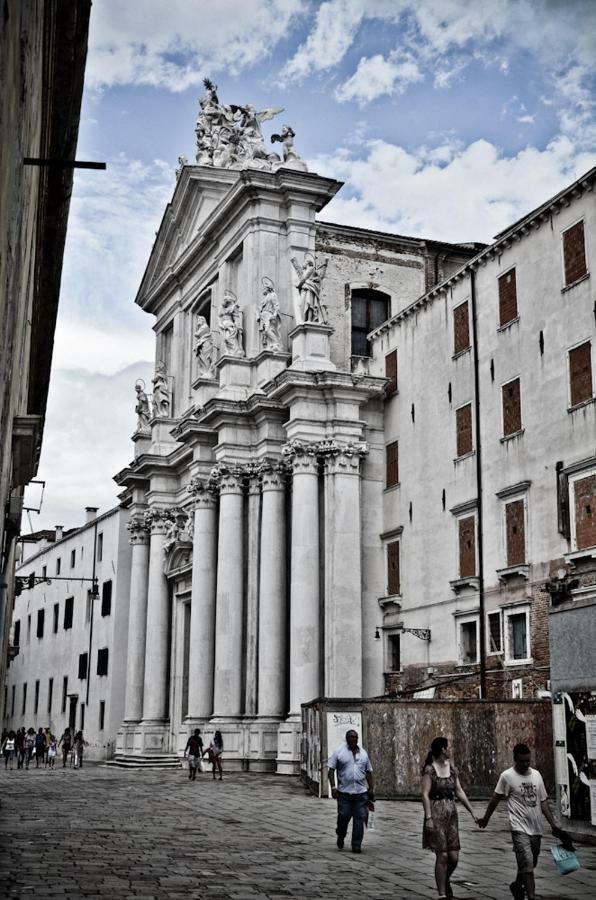 Grazioso E