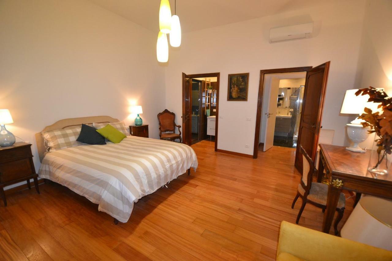 Apartment Castello 5888 B, Santa Marina, Calle Marcello, Canale Venedig