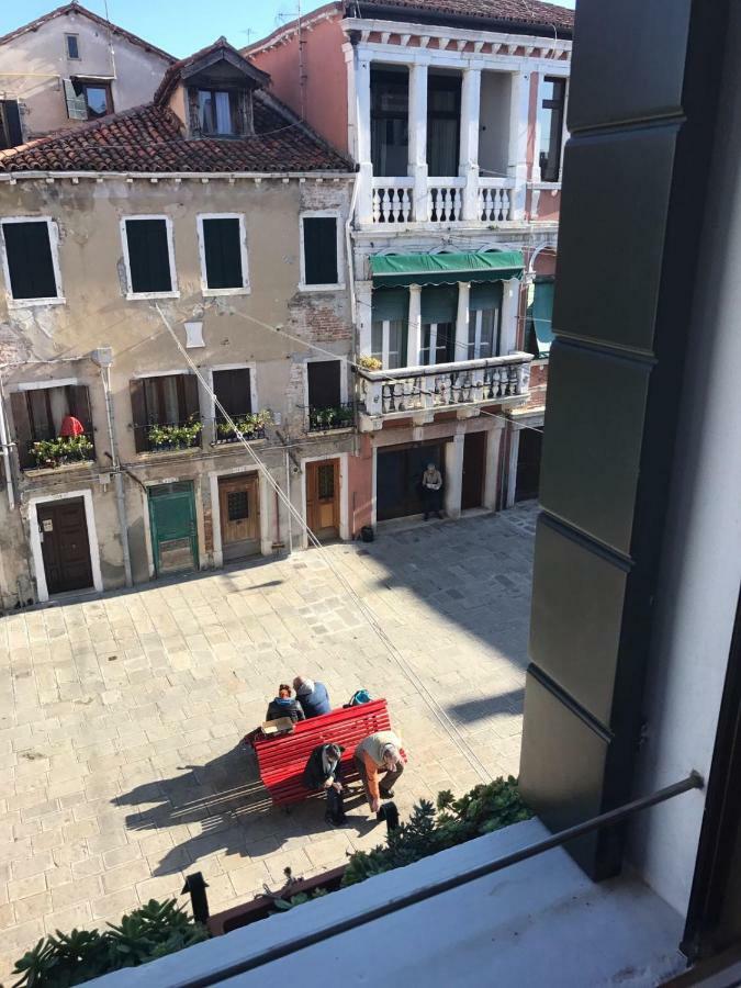 Luxury Biennale Design * Venetië