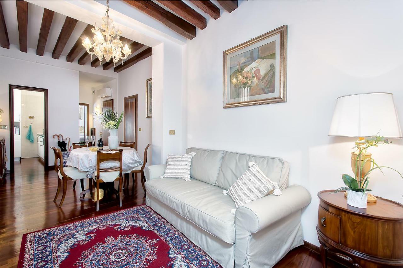 Apartment Residenza Calle Larga San Marco Venedig