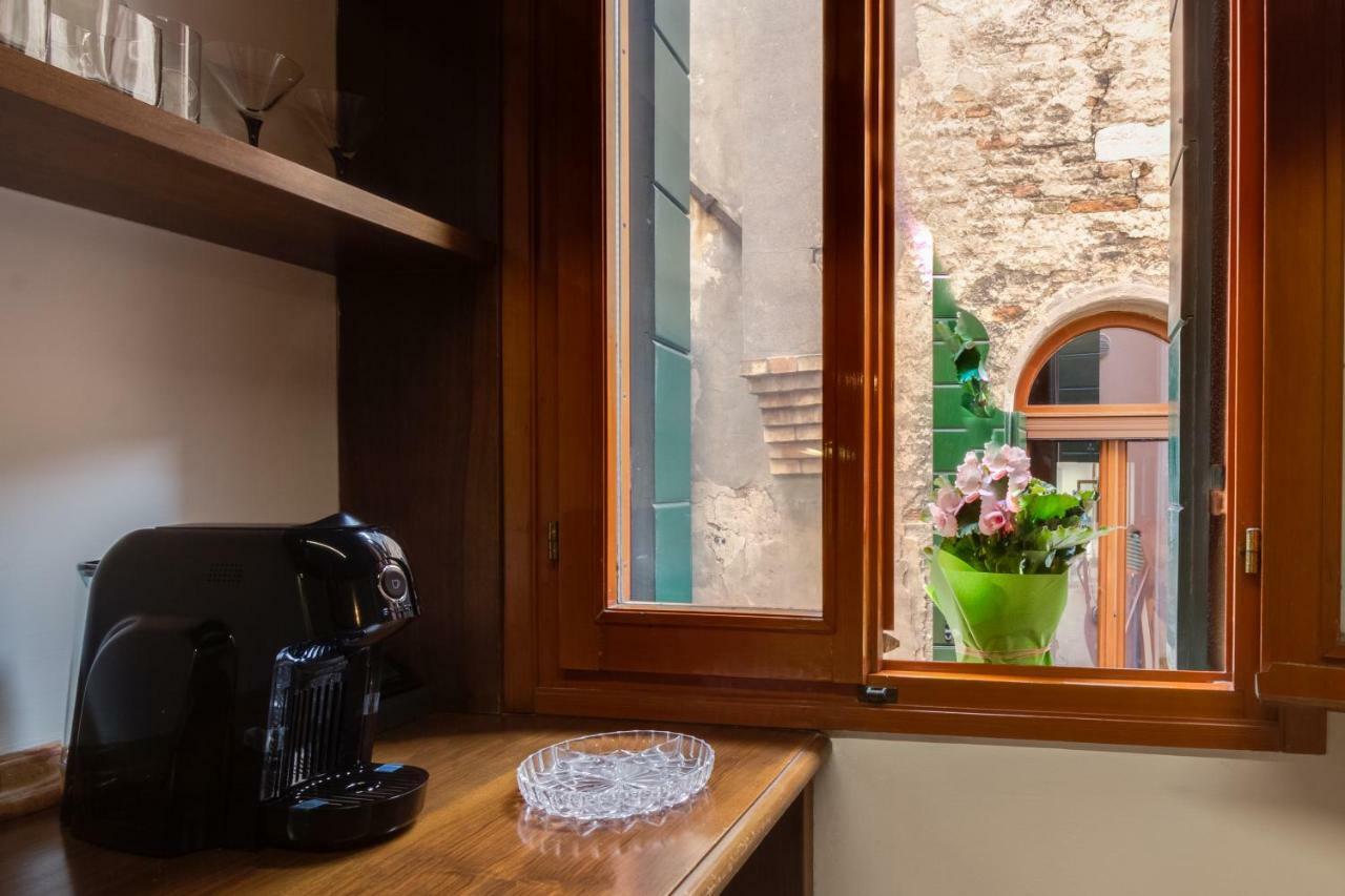 Calle Del Forno Apartment *