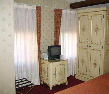 Bed & Breakfast Al Leon 3*