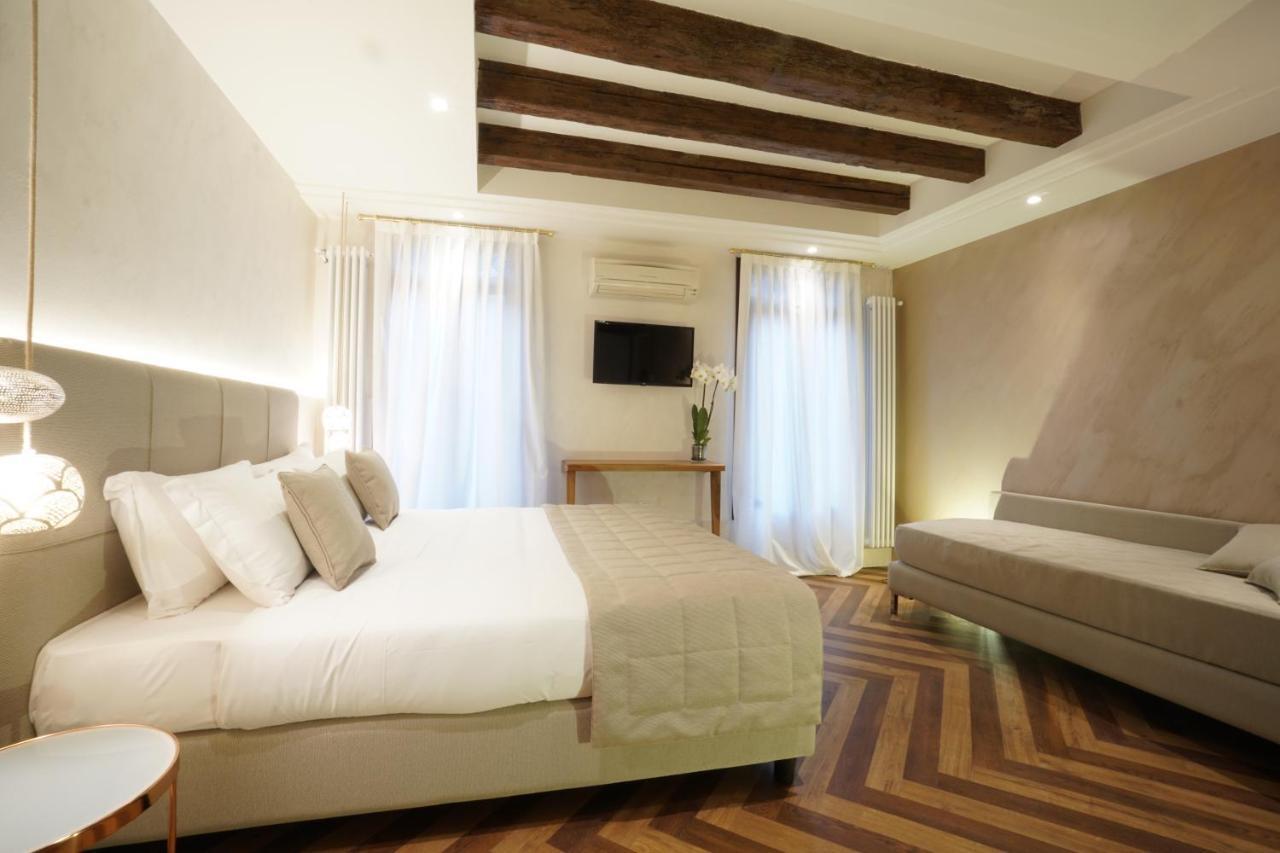 P 1779 Bed & Breakfast Venezia