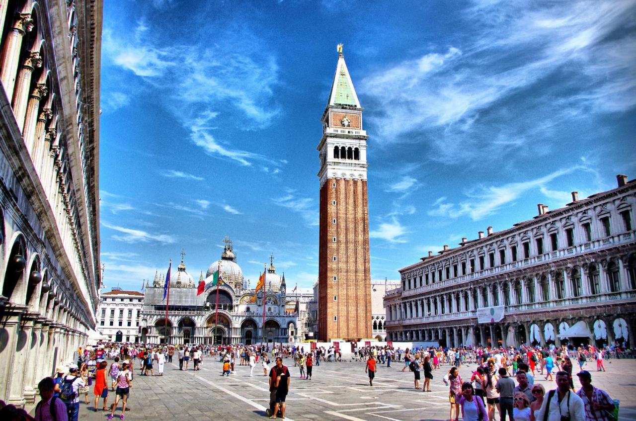 A Casa Tua Dietro Piazza San Marco Ferienhaus *