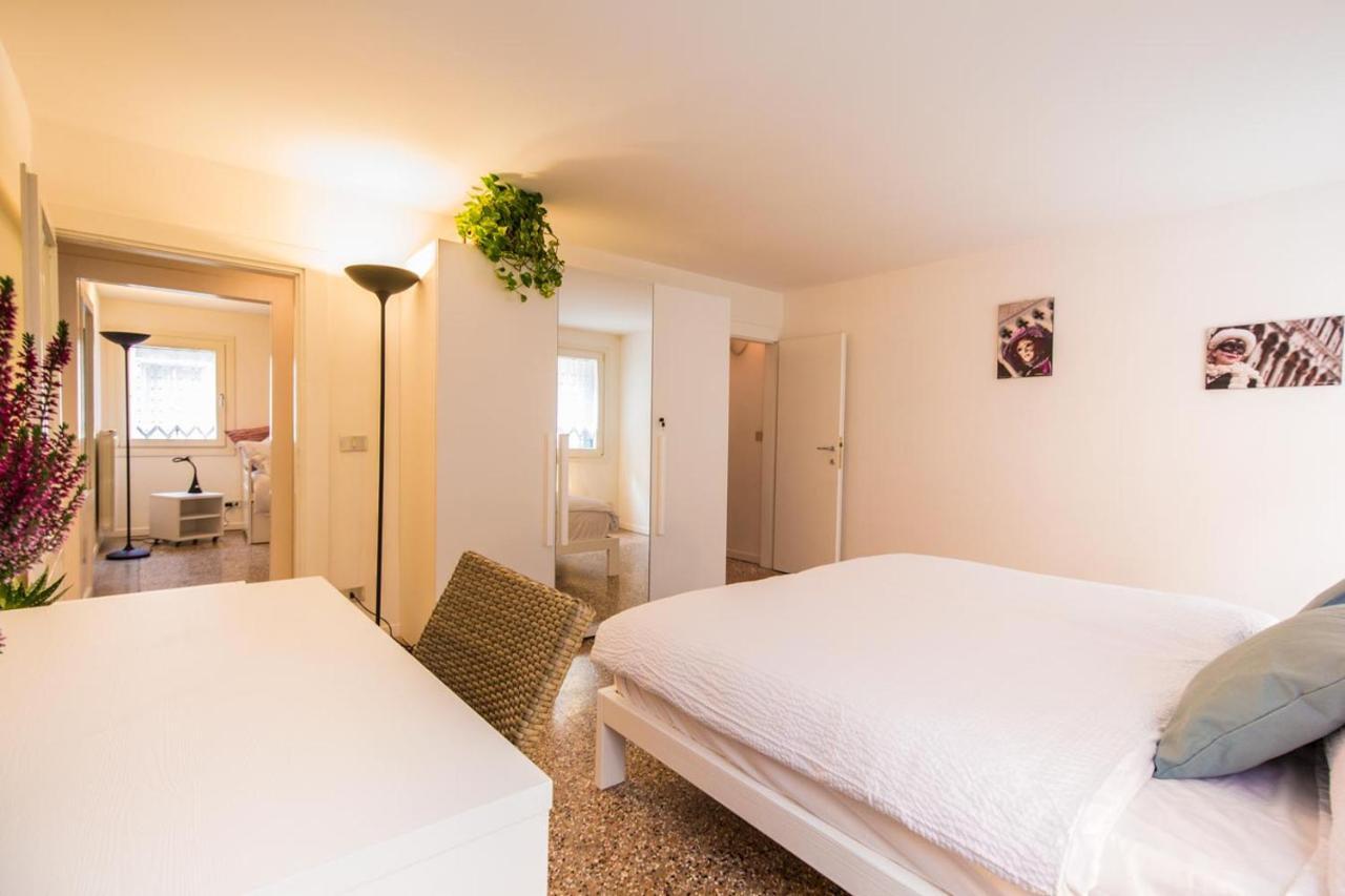 Cozy House-close To Biennale And St. Mark Square Holiday home *