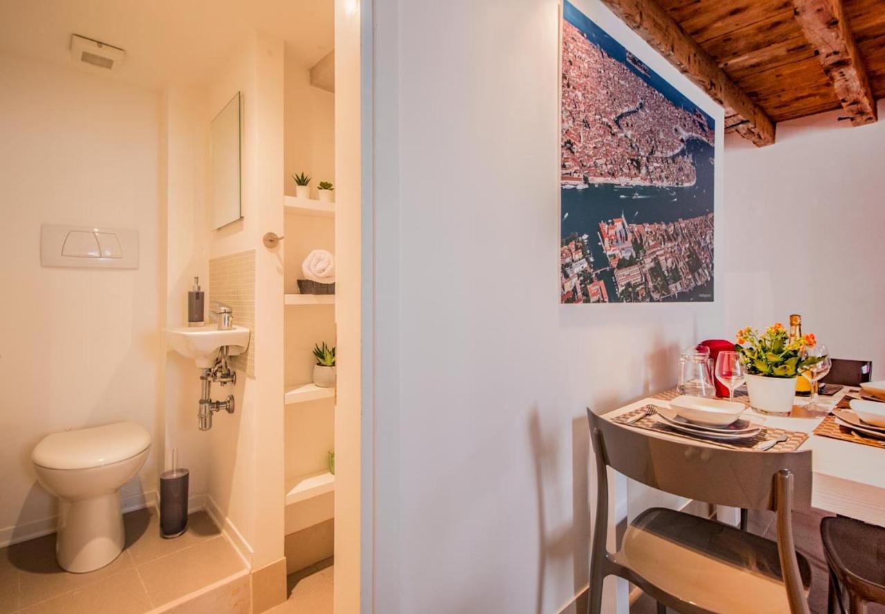 Cozy House-close To Biennale And St. Mark Square * Venice