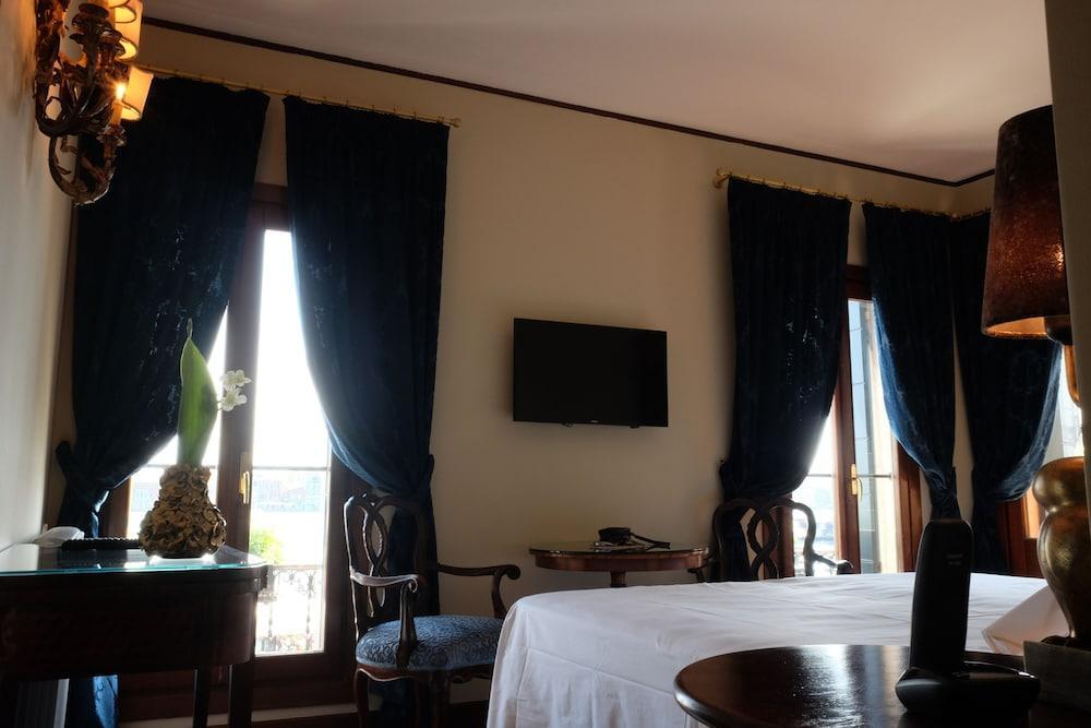 La Calcina Hotel 3*