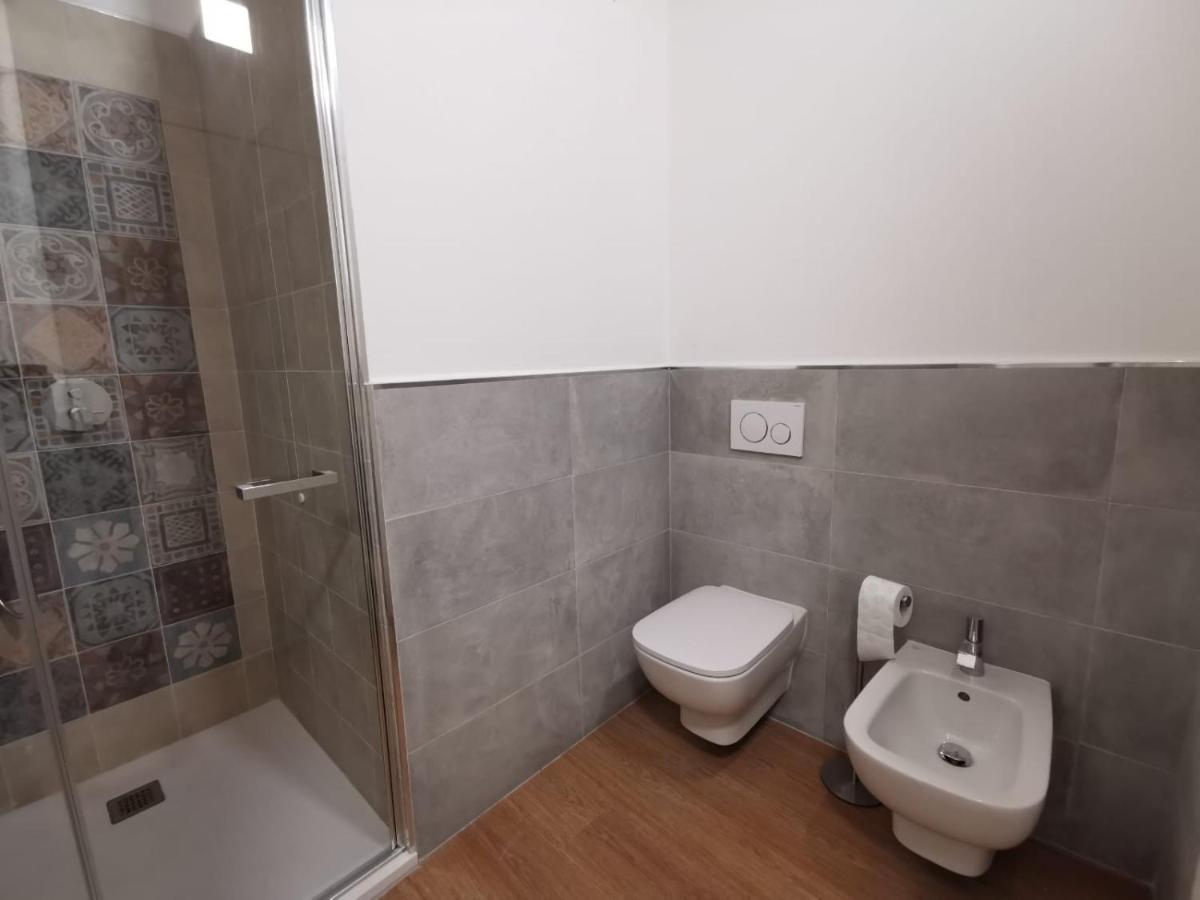Deluxe 3 Bedrooom Flat In Rialto Venetië