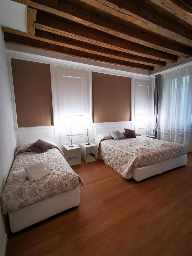 Deluxe 3 Bedrooom Flat In Rialto *