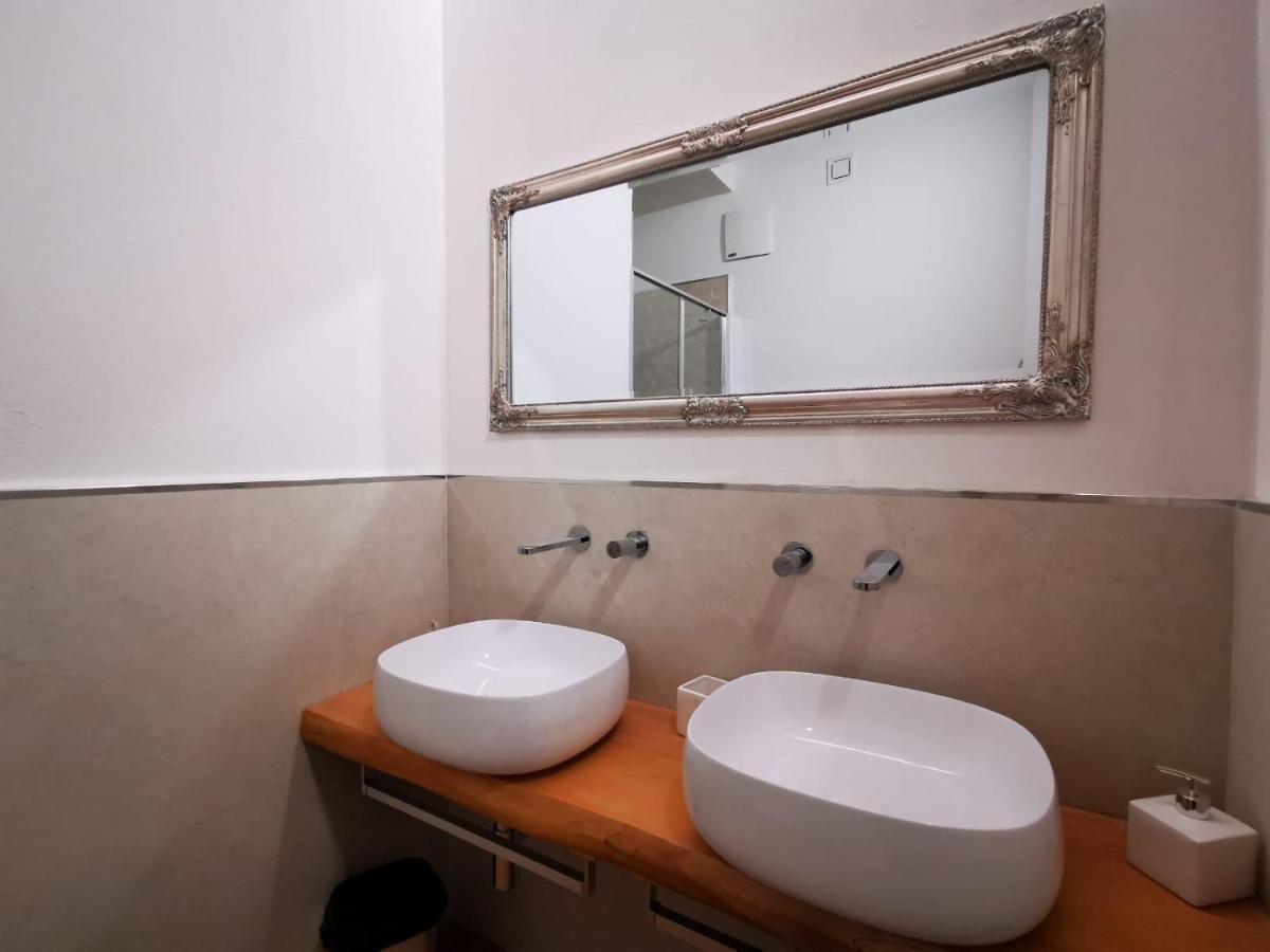 Deluxe 3 Bedrooom Flat In Rialto Appartement *