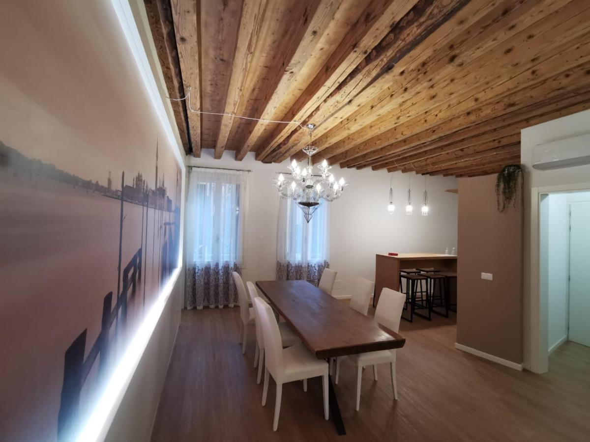Appartement Deluxe 3 Bedrooom Flat In Rialto Venetië