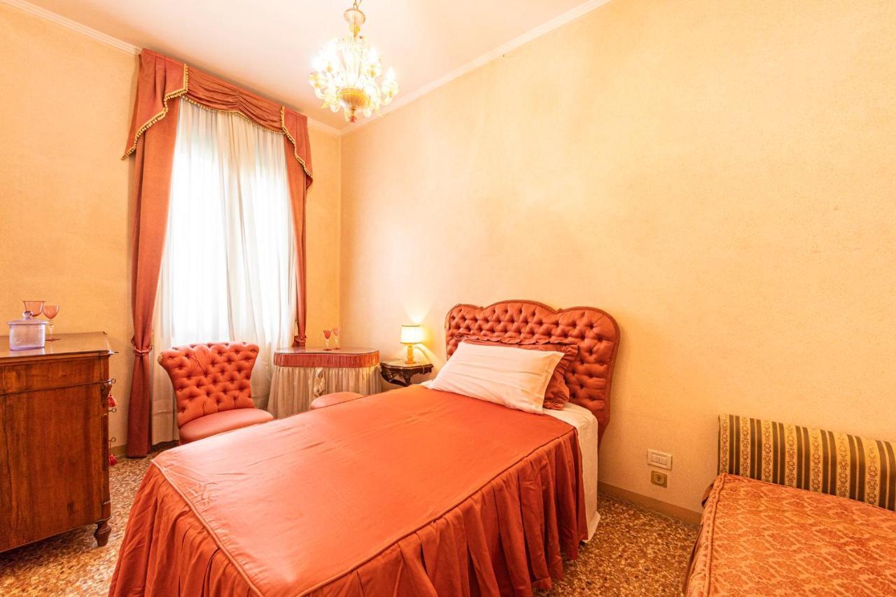 Casa Vescovo, Free Wi-fi Near San Marco Square Appartamento *