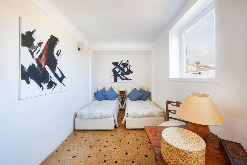 Ca' Fenice, Charming In San Marco, Sleep 7 Appartement Venetië