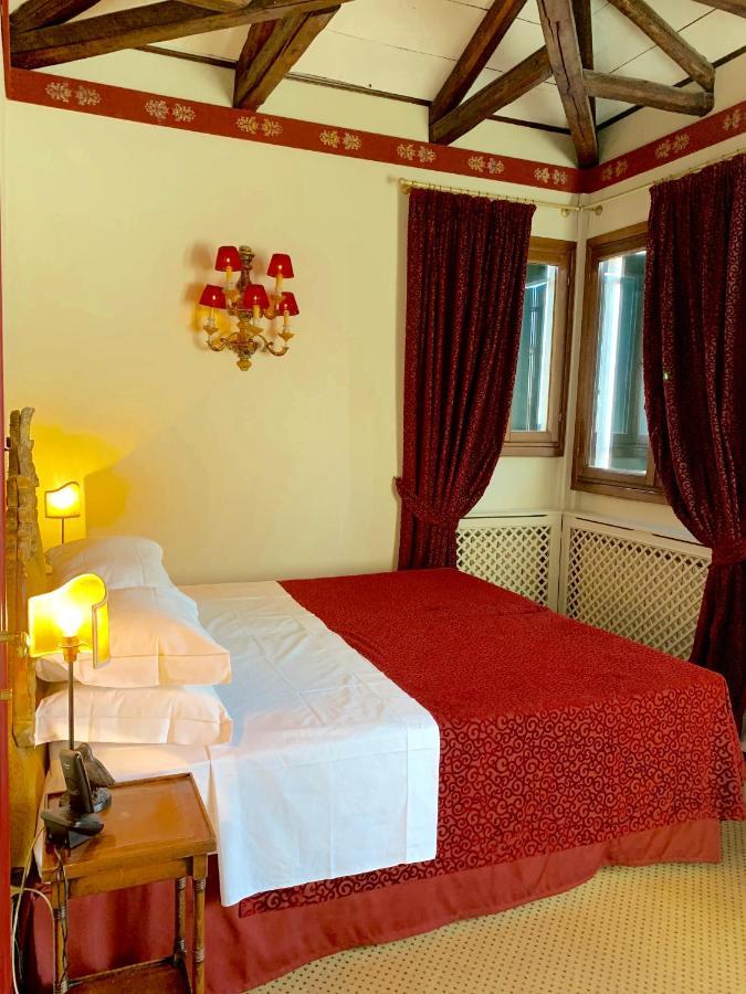 Hotel La Calcina 3*