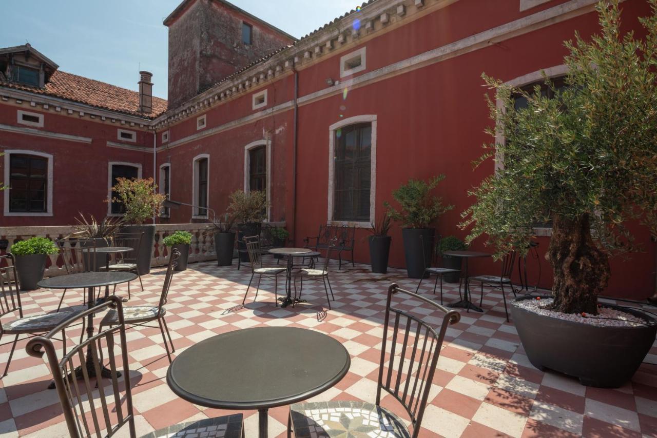 Palazzo Martinelli Dolfin