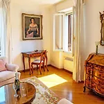 Salute Canal View Apartment
