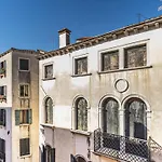 Ca\' Emma San Marco - Canal View