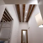 Privacy In Venice - Your Apartment To Be Let Alone