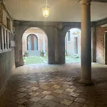 Venezia San Polo Corner Porzione Piano Nobile