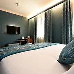 Rosa Salva Suites