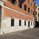 Casa Dei Cavalieri