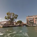 Sestiere Dorsoduro, a due passi da Zattere