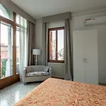 Canaletto Apartments