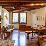 La Terrazza Di San Marco - Luxury Apartment