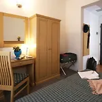 Hotel Mary