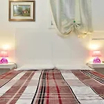 Cozy Apartment Near Rialto Bridge/ St.Mark Square