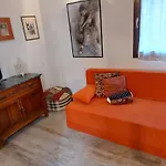 Isepo Apartment