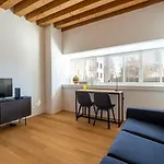 Mel House