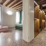 Scaleter - A Fine Luxury Apartment In Palazzo With Canal View