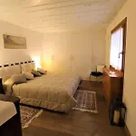 San Marco Charming Apartment With Canal View