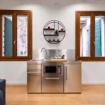 Loft San Stae 18.27