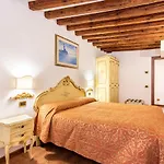 Ca\' Pinelli