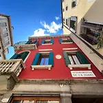 Splendid “True Venice Apartment” Overlooking Water