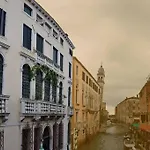 Open Space A Venezia Fra Architettura E Pittura, Fra Moderno E Antico