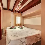 Smeraldo Apartment Loc-03081