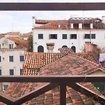 Melusina Roof Terrace