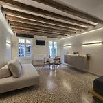 Cozy Studio With Canal View