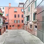 Ca Dei Zoti3 With Luggage Room