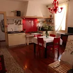 Ponte San Lorenzo apartment