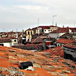 Venice Apartments