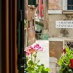 Ca Del Bezzo - Comfort & City View