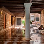 Palazzo Morosini Degli Spezieri - Lifestyle Apartments