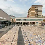 Apartment In Central Mestre With Parking!