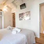 Angel\'S Luxury House